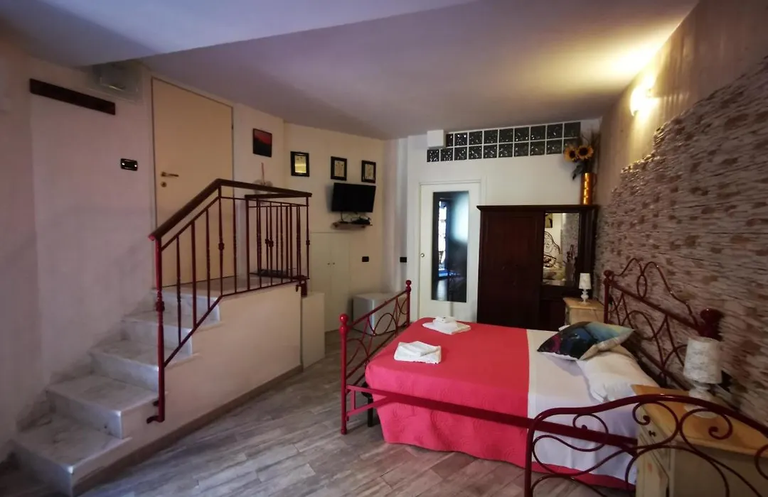 Michela Rooms-1
