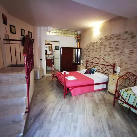 Michela Rooms-3