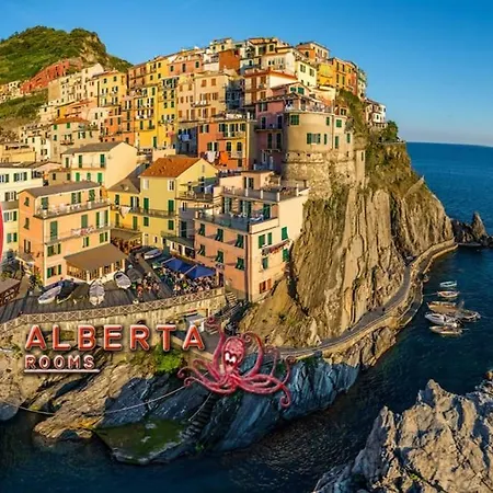Alberta Rooms Manarola-2